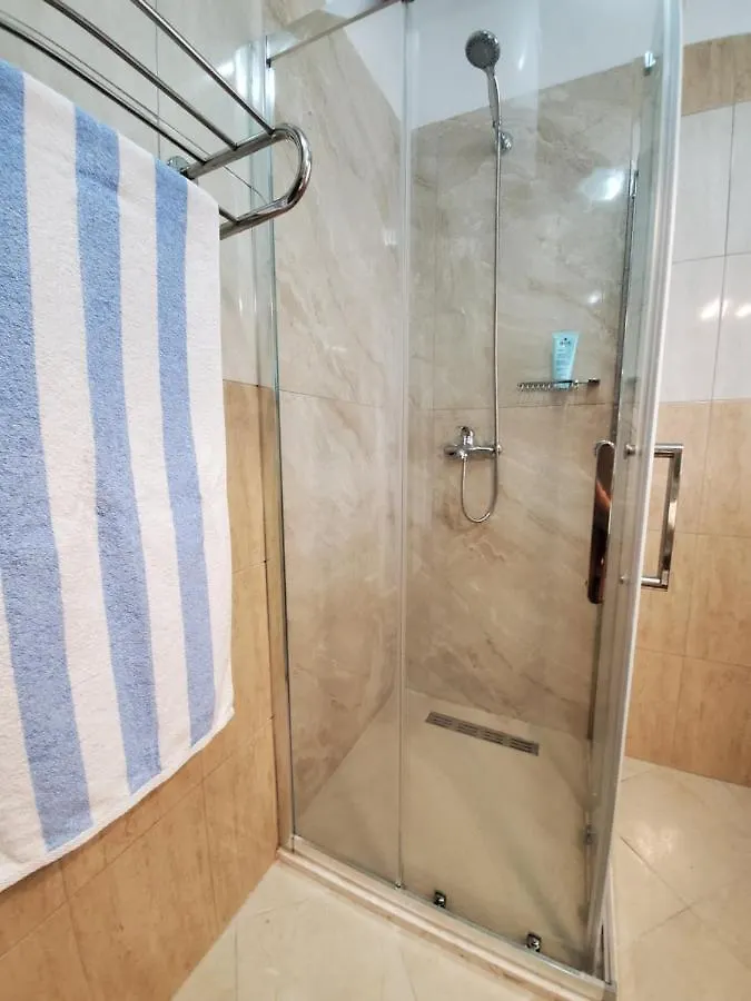 The Yellow Apartment In דורס